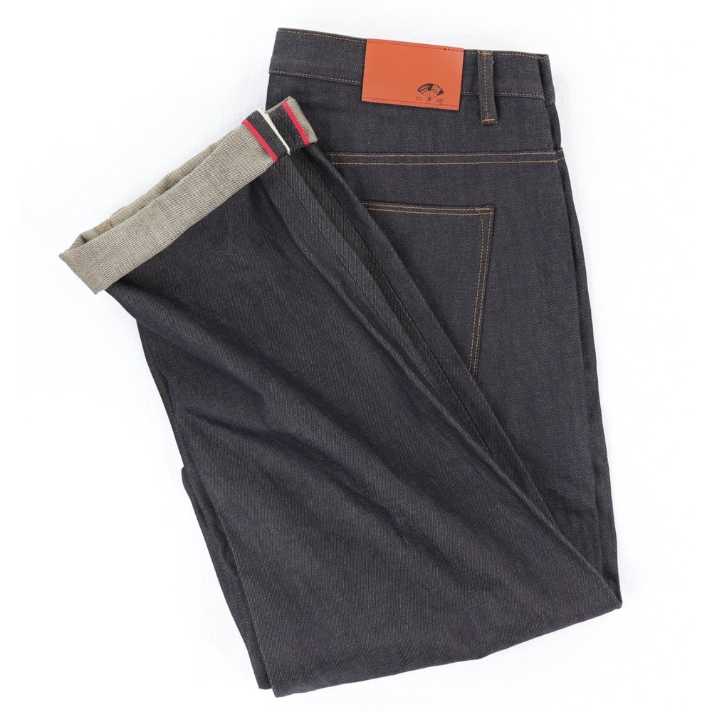 Men's Relaxed Charcoal Jeans with Selvedge Cuff. 190/92A